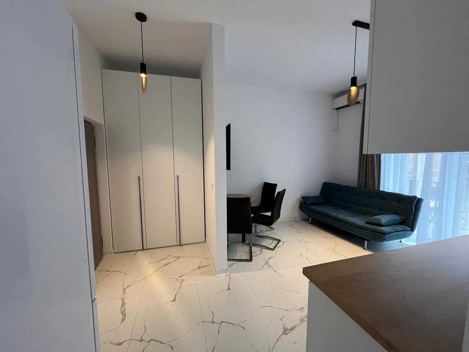 inchiriez apartament 2camere com giroc