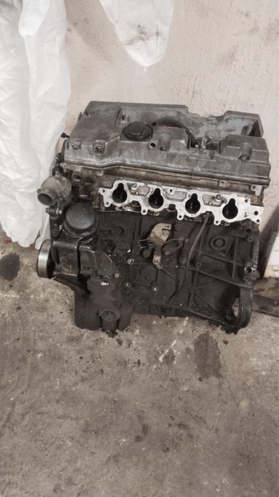 Мерседес 111 2.2 двигетель