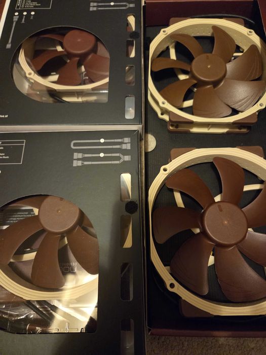 Vand ventilatoare Noctua NF-A15PWM noi