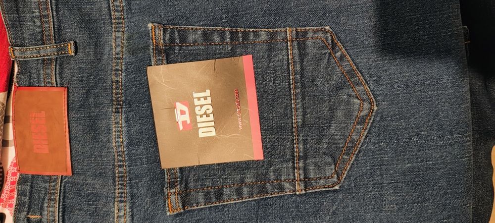 Blugi de bărbați diesel 50 cm talie