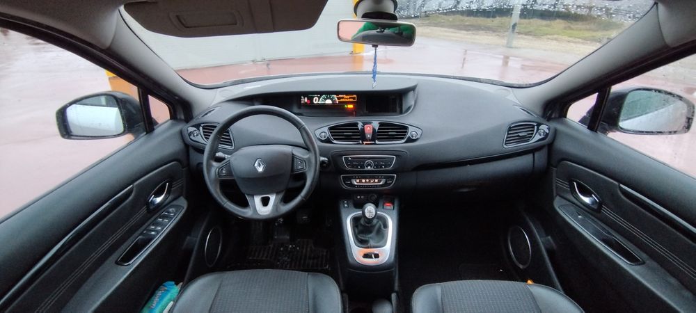 Renault scenic 3 motorina 1,5 cu 110 cp