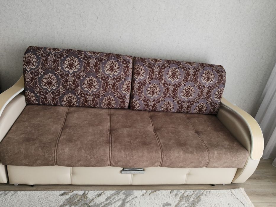 Продам диван с ортопедическим основанием