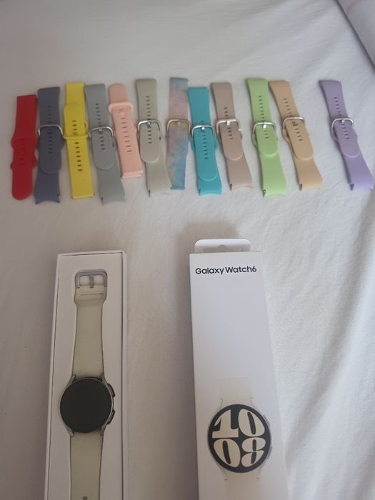 Продавам часовник  Samsung wach 6