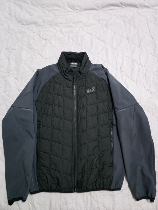 Jack wolfskin яке