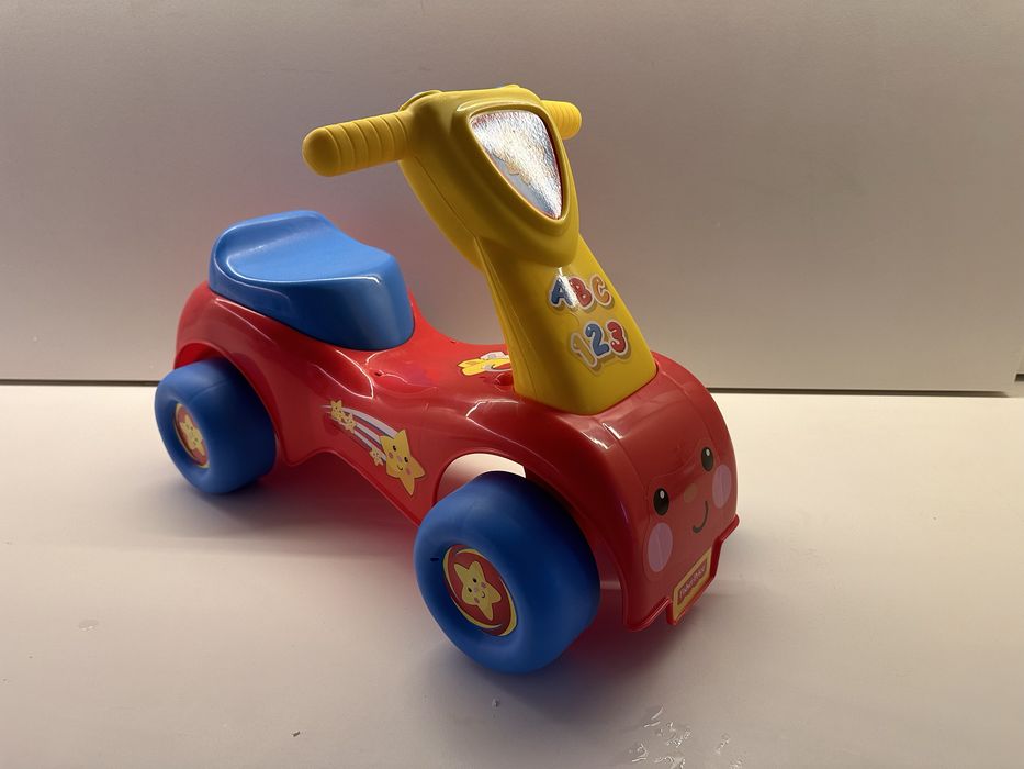 детско камионче/моторче за бутане Fisher Price