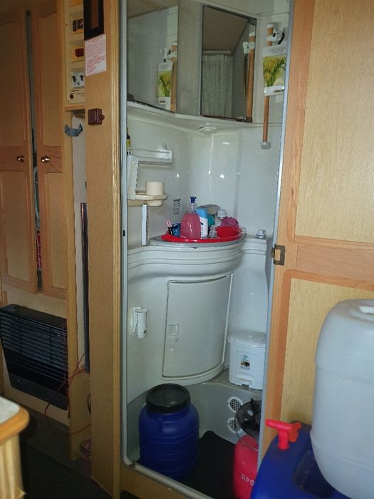 Vând rulotă și bmw x3 M47 160000km