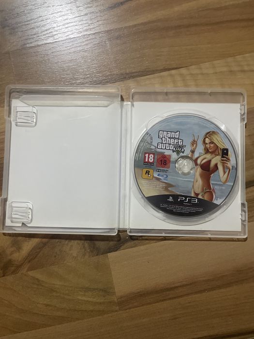 Vând jocuri Play Station 3 perfect funcționale