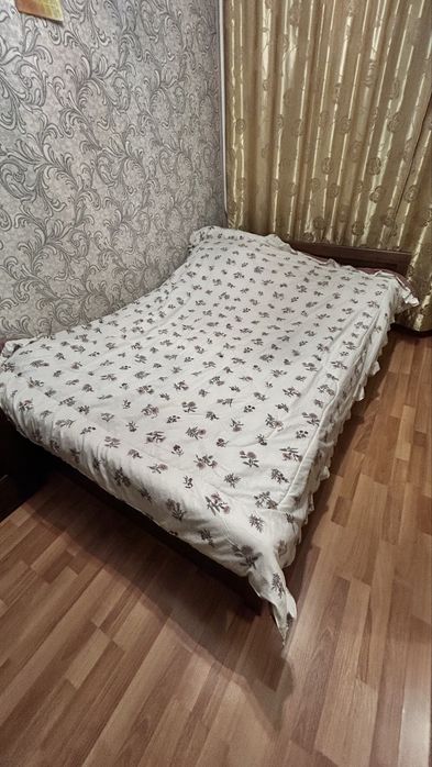 Продам кровать двуспальная