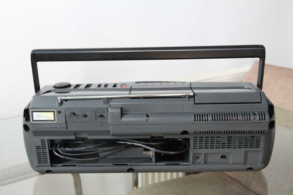 Boombox Hitachi CX-200 CD radio cassette recorder complet revizuit