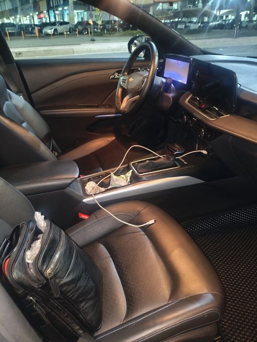 Monza 1,3  tozza va 1.5 bor naqt yoki bank orqali sotiladi