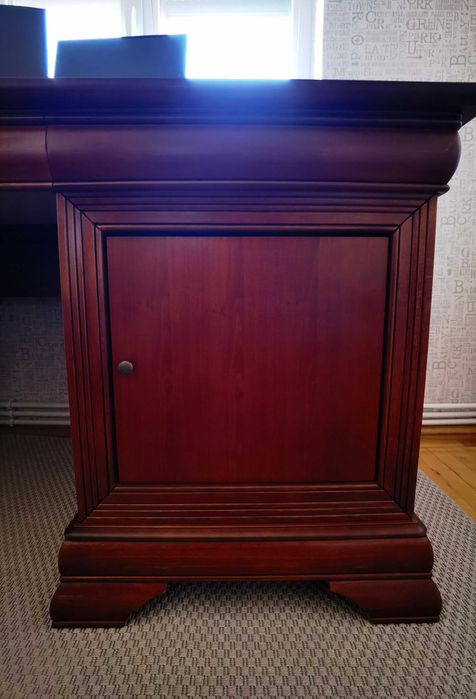 Birou Mobexpert Louis Philippe