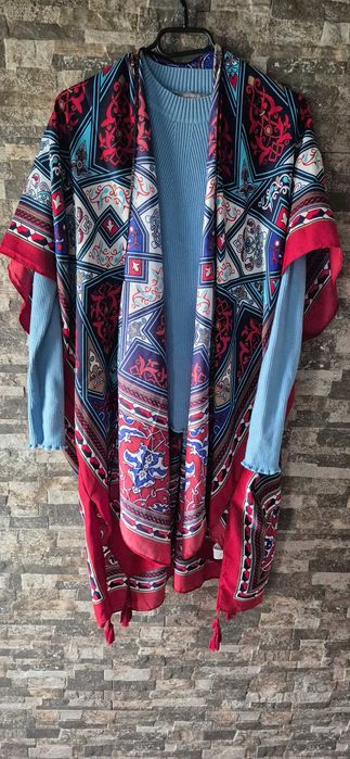 Cardigan/poncho / kimono deosebit