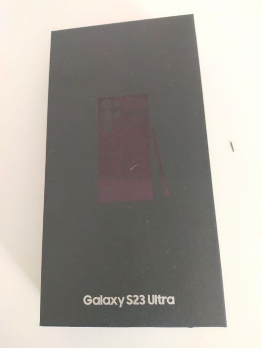 Срочно продам телефон  новый Galaxy  S 23 Ultra.