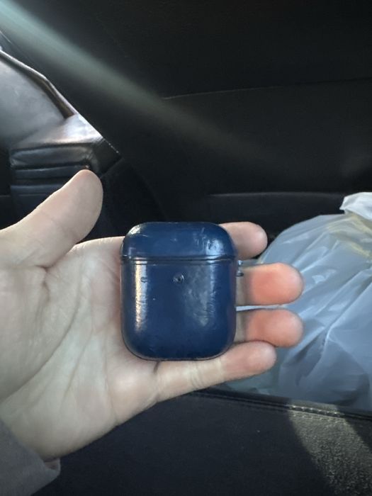 Продам оригинальные Air Pods 2