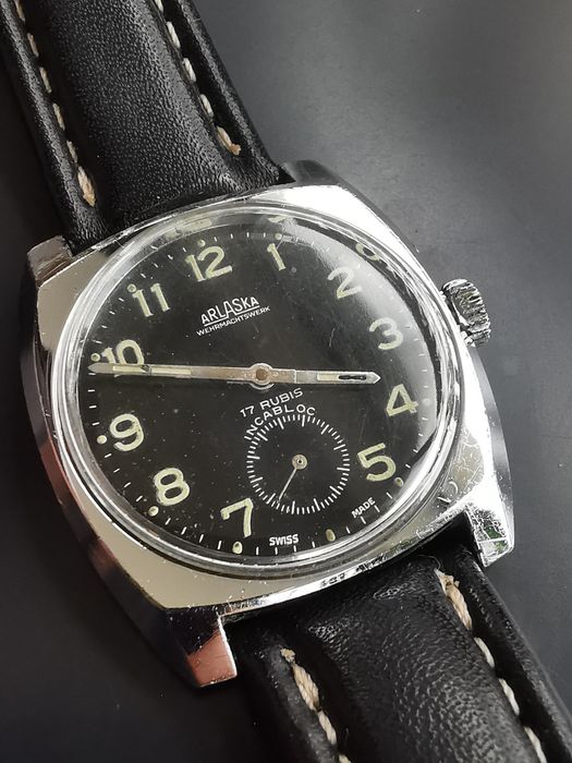 Ceas Alaska Mecanic 36 mm Funcționează excelent!