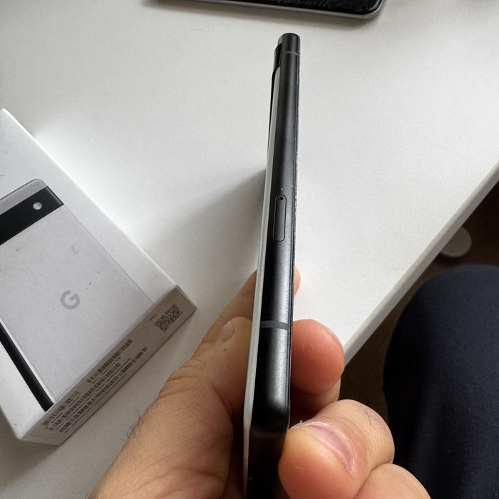 Google Pixel 6a 128gb white