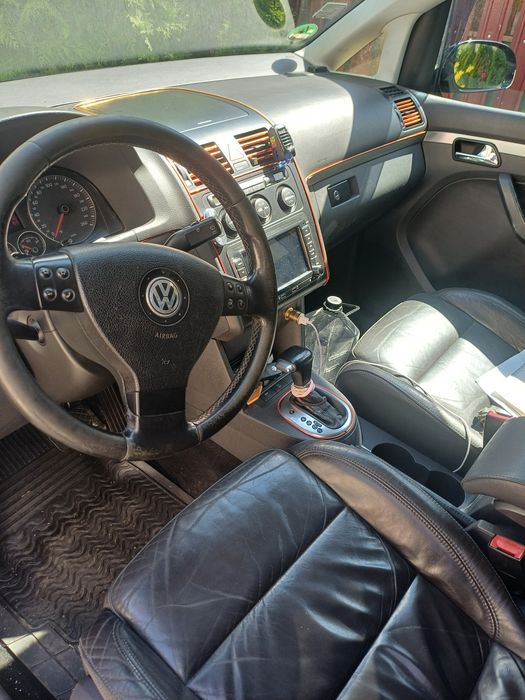VOLKSWAGEN Touran 2007 — imagine 5