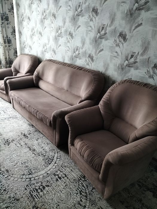 Продам мягкий уголок