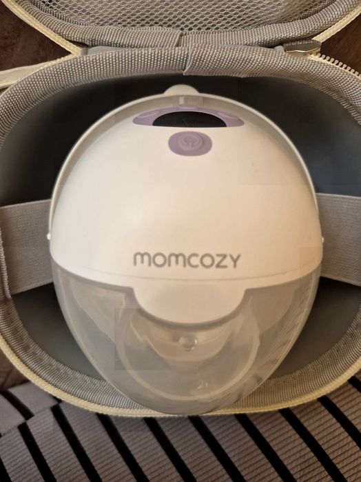 Продавам безжична помпа за кърма Momcozy M5.