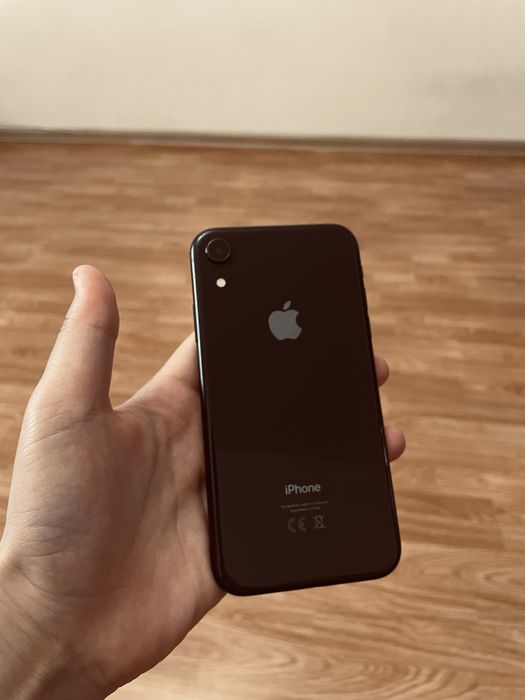Продам Срочно IPhone XR 128gb
