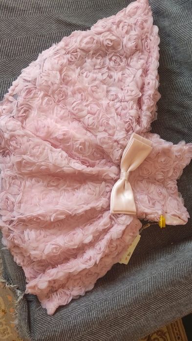 Продам платье нарядное