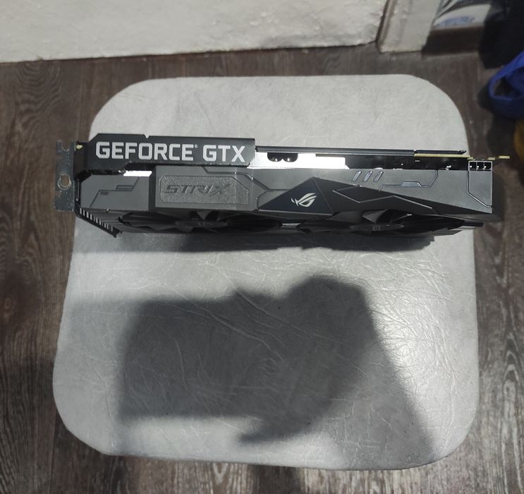 1650 asus rog strix ddr6 ,