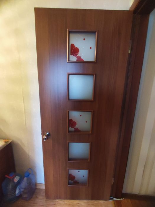 Мебель продаём связи переездом