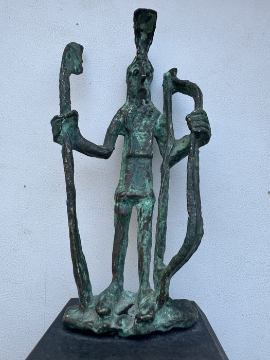 Статуэтка бронза