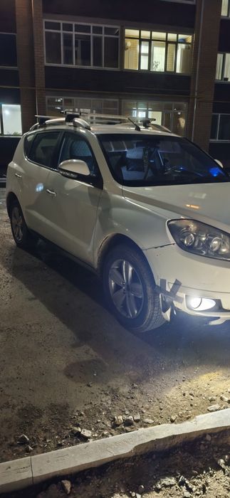 Продам geely England x7