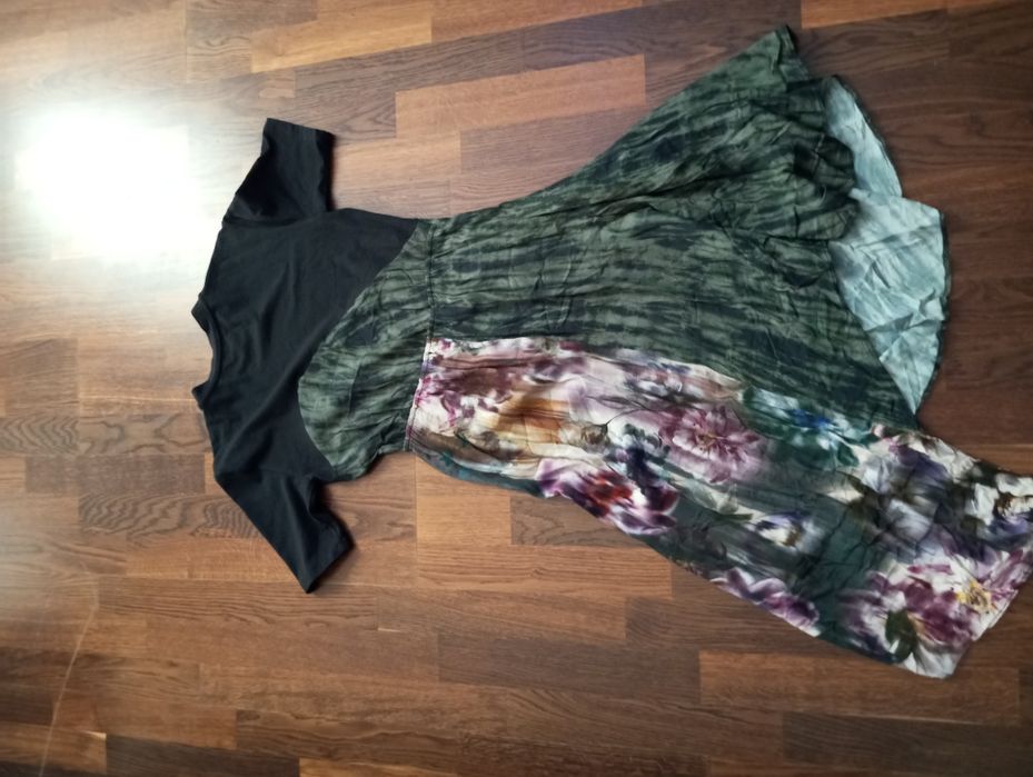 Desigual  рокля .