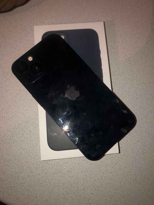 Айфон 13 сатылады