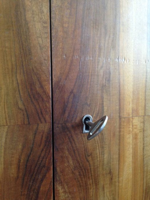 Set mobilier lemn masiv cu furnir de nuc