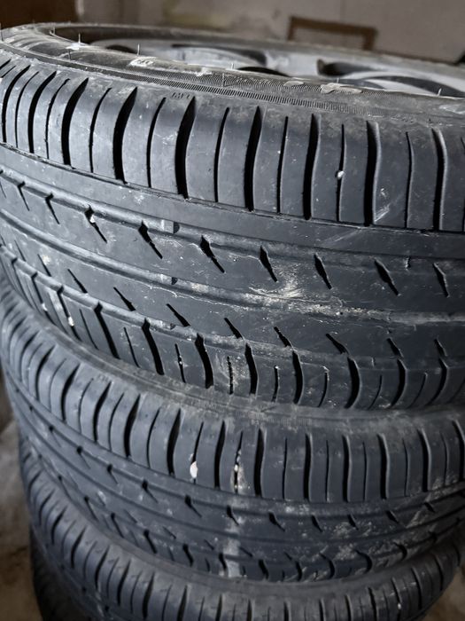 Комплект дисков с резиной