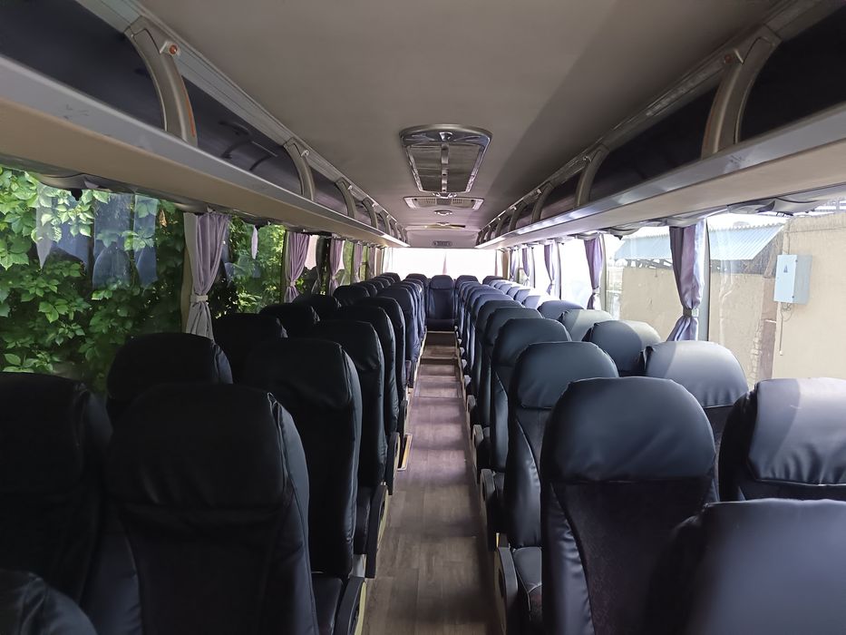 Yutong avtobus sotiladi