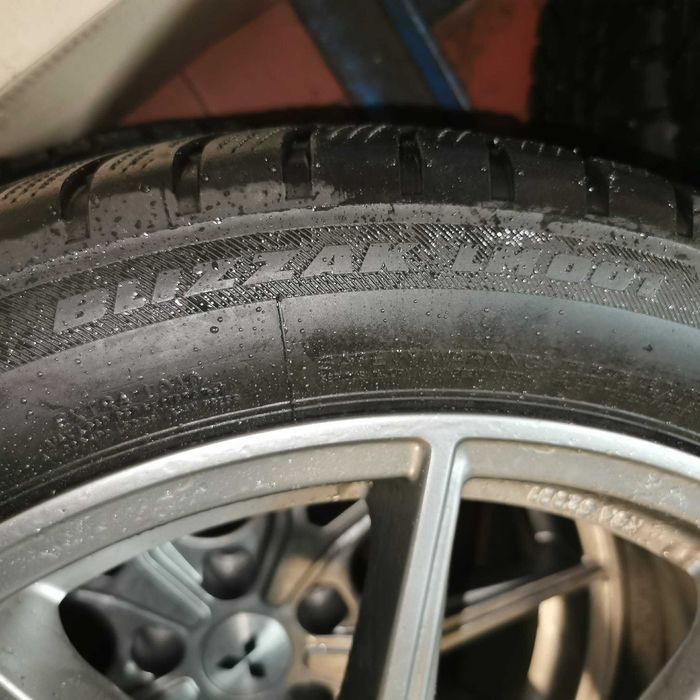 Jante aliaj cu anvelope Bridgestone Blizzak 245/45/19