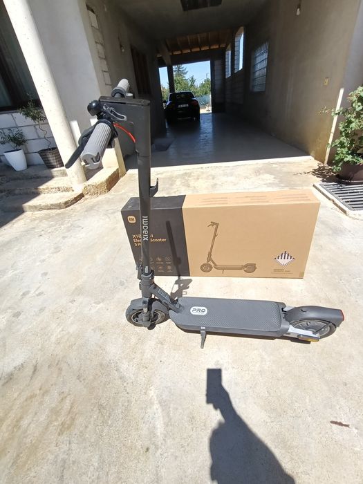 Electric scooter Xiaomi 5 pro. Stare foarte buna .