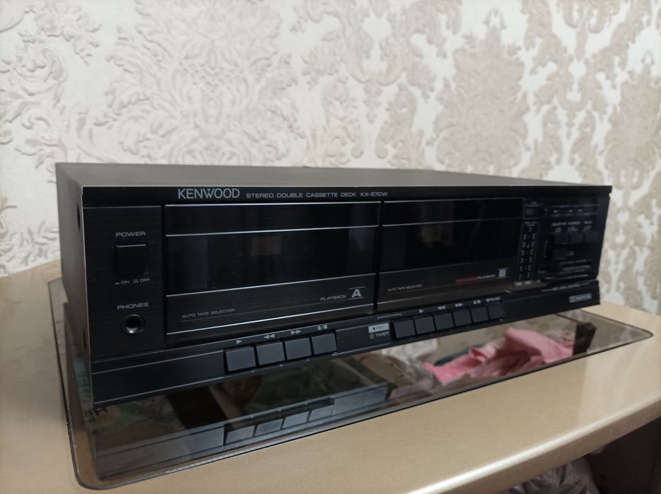 Продам Kenwood kx-57cw stereo cassette deck.