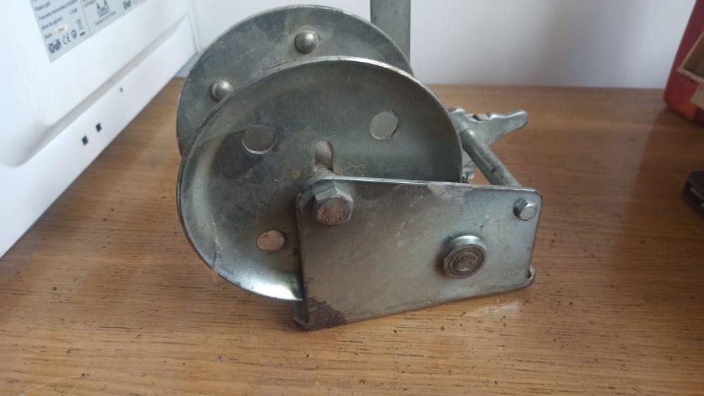 Troliu vinci fără cablu