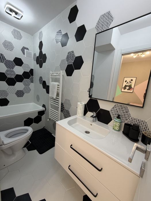 Apartament 3 camere - Faleza Nord - de vanzare