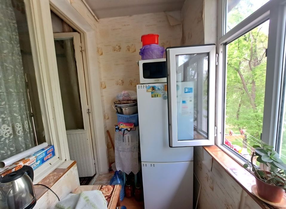 Ялангач продаётся квартира 2в3/3/4 Торцевая