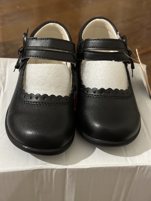 Детские туфли для школьницы