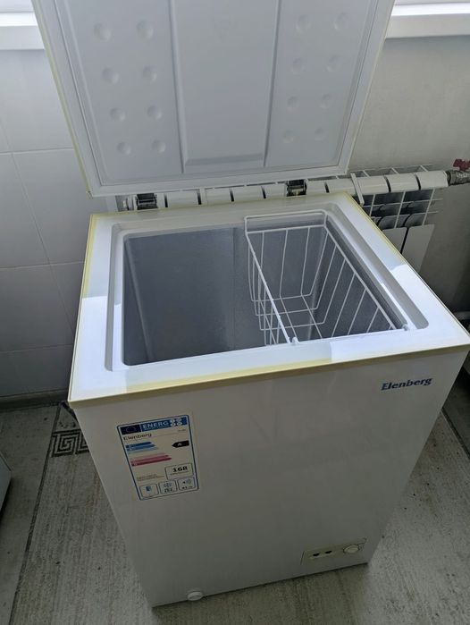Продам Морозильник