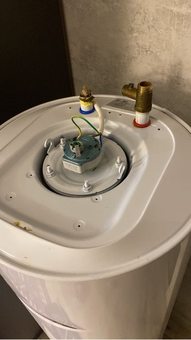 Титан аристон Аристон