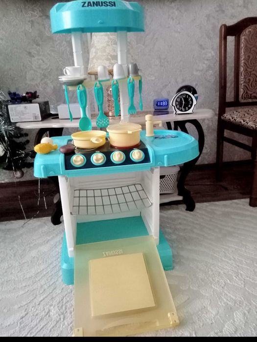 Детские игрушки. Детский мир.