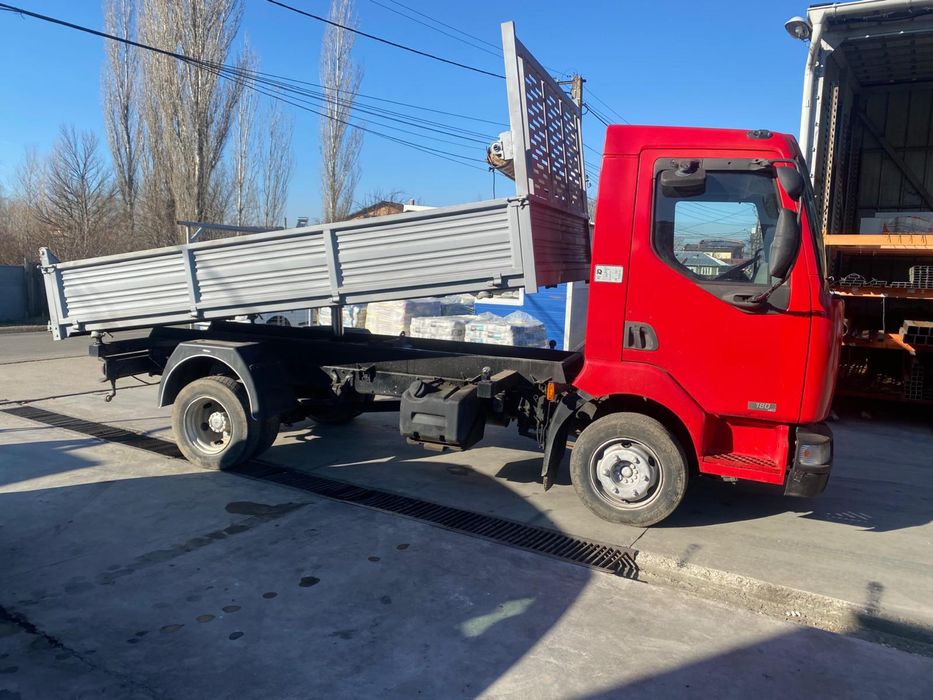 Vand Renault midlum basculabil
