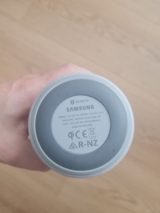 Samsung bottle speaker