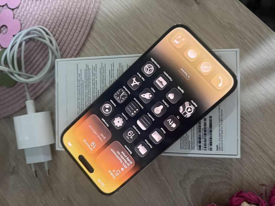 Iphone 14 pro max golg 256 GB