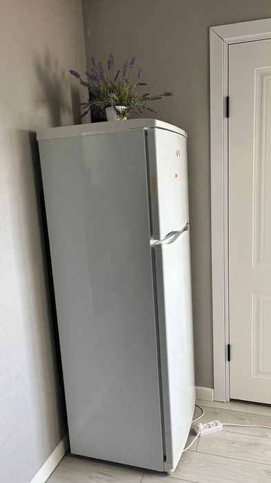 Продам холодильник!!!