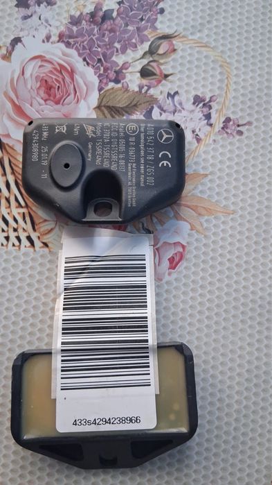 Senzor presiune roti MERCEDES ACTROS MP2 MP3 MP4 - A0105423718