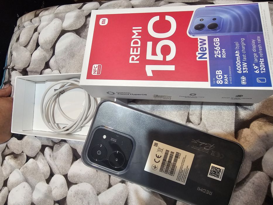 Vând telefon Redmi 15 C